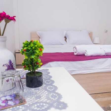 Bed & Breakfast Delikates Stojakovo Екстериор снимка