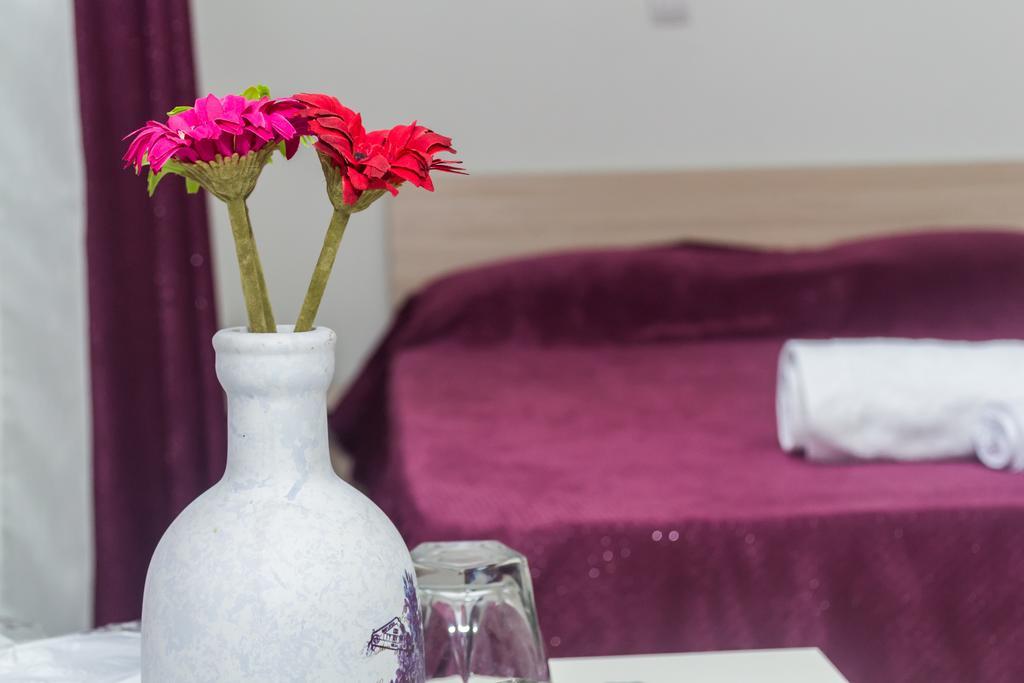 Bed & Breakfast Delikates Stojakovo Екстериор снимка