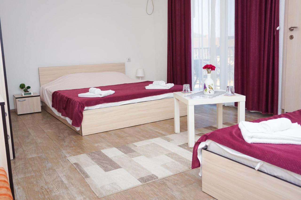Bed & Breakfast Delikates Stojakovo Екстериор снимка
