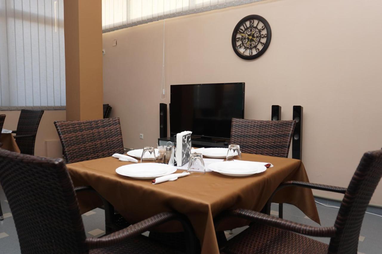 Bed & Breakfast Delikates Stojakovo Екстериор снимка